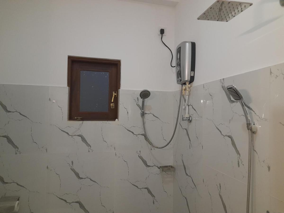 Gloria Inn Negombo Bagian luar foto